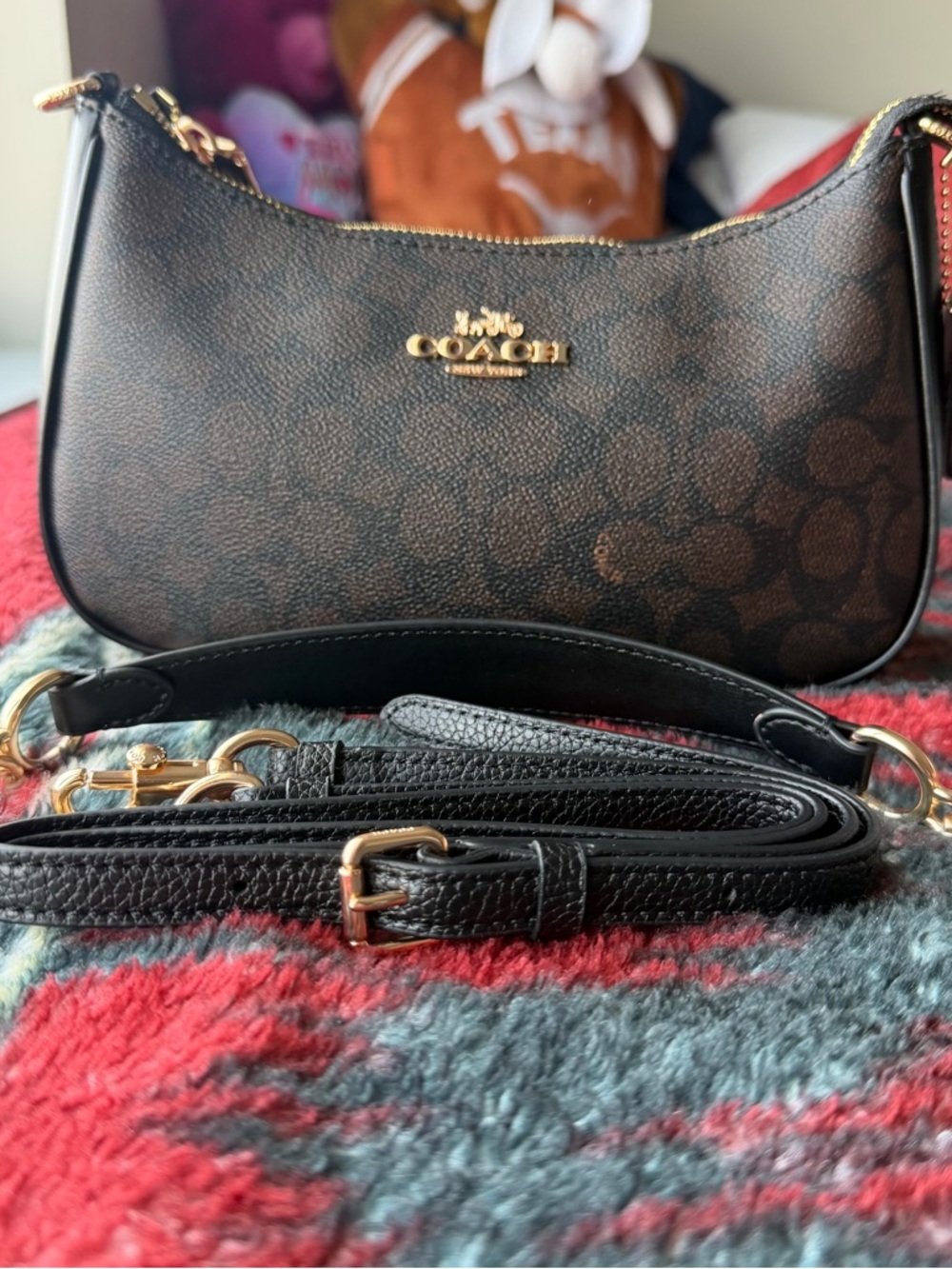 Coach Teri Shoulder Bag Walnut Black - Picture 5 of 8